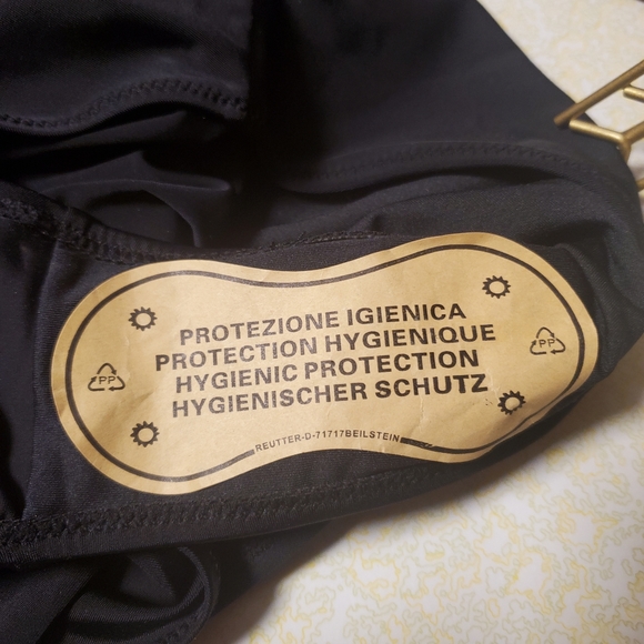 Swimsuit. womens bathing suit. Black one peice cupshe swimsuit - Picture 7 of 7